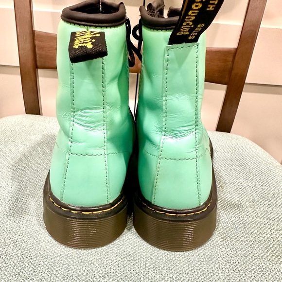 Dr. Martens Boots 8 Hole Sea Foam Green - Picture 6 of 12